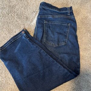 Gloria Vanderbilt Dark Blue Capris